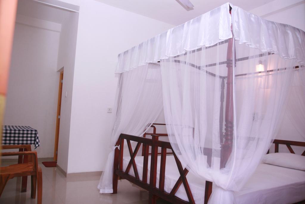 Tithira Guest House Mirissa Phòng bức ảnh