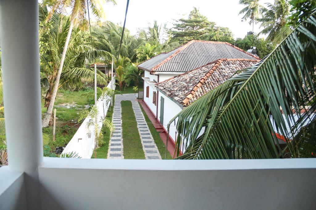 Tithira Guest House Mirissa Ngoại thất bức ảnh