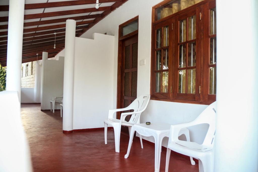 Tithira Guest House Mirissa Ngoại thất bức ảnh