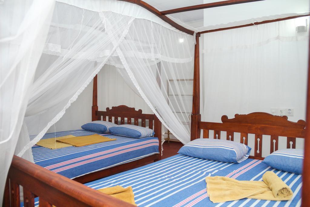 Tithira Guest House Mirissa Ngoại thất bức ảnh