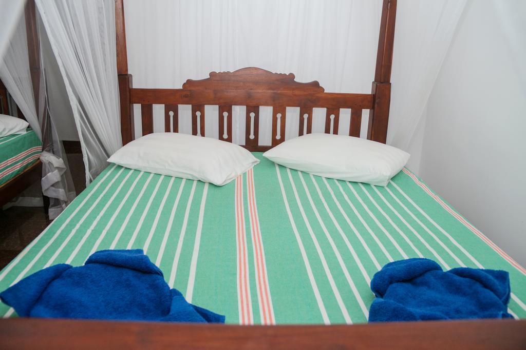 Tithira Guest House Mirissa Ngoại thất bức ảnh