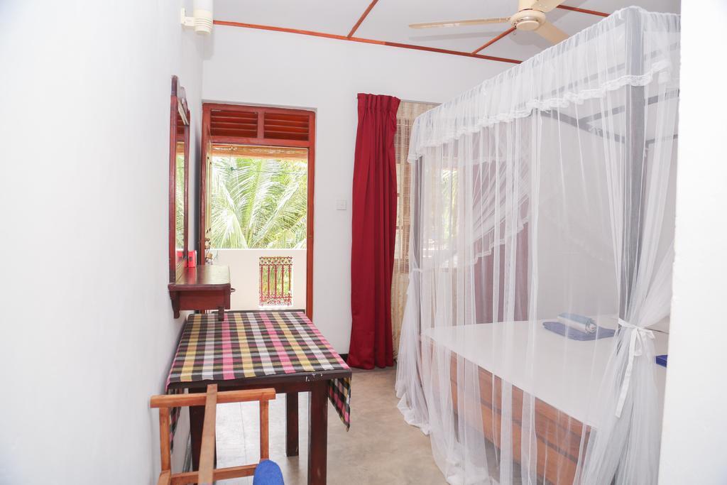 Tithira Guest House Mirissa Ngoại thất bức ảnh