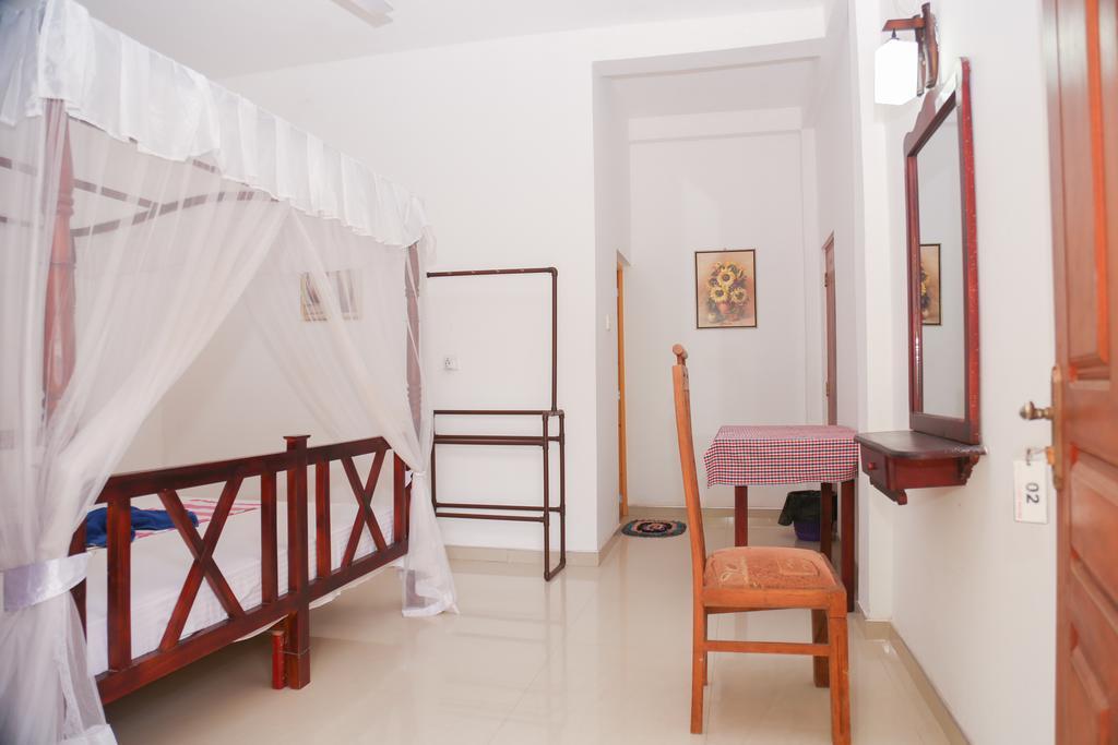 Tithira Guest House Mirissa Ngoại thất bức ảnh