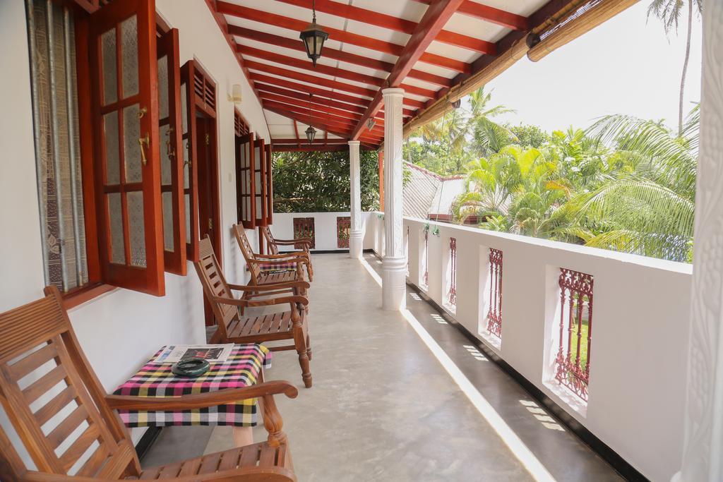 Tithira Guest House Mirissa Ngoại thất bức ảnh