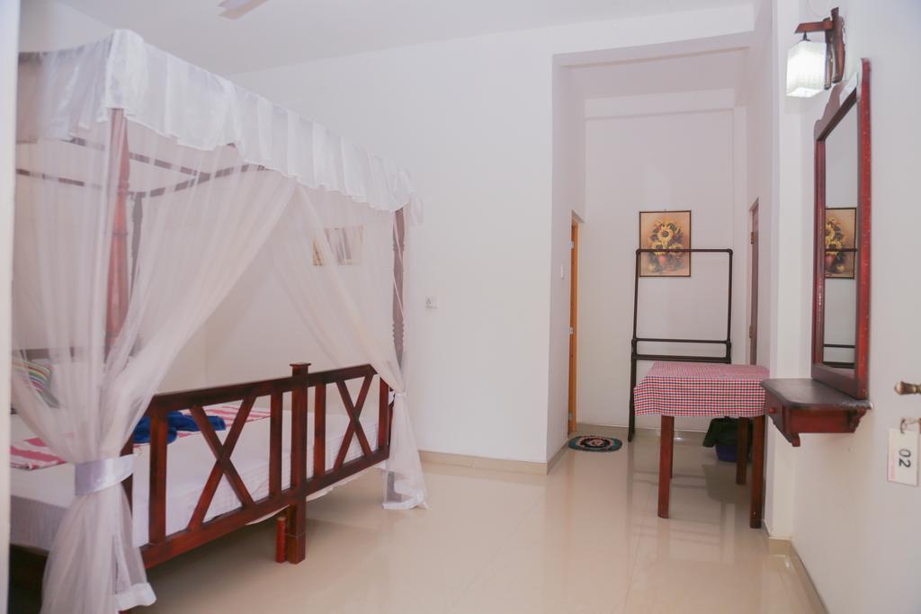 Tithira Guest House Mirissa Ngoại thất bức ảnh