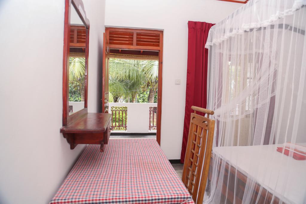 Tithira Guest House Mirissa Ngoại thất bức ảnh